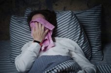 7 Triệu Chứng Ban Đêm Báo Hiệu Ung Thư: “Báo Động Đỏ” Mà Cơ Thể Đang Gửi Gắm